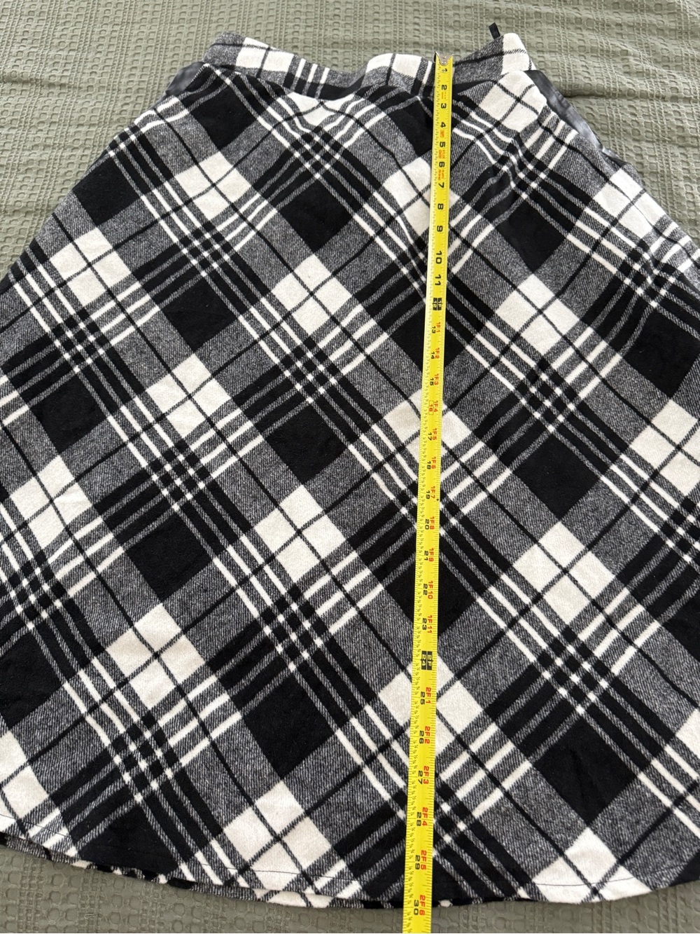 Idealsanxun Plaid Wool Blend Midi Skirt.  Buffalo Check Plaid Back/White Size M - Picture 6 of 7